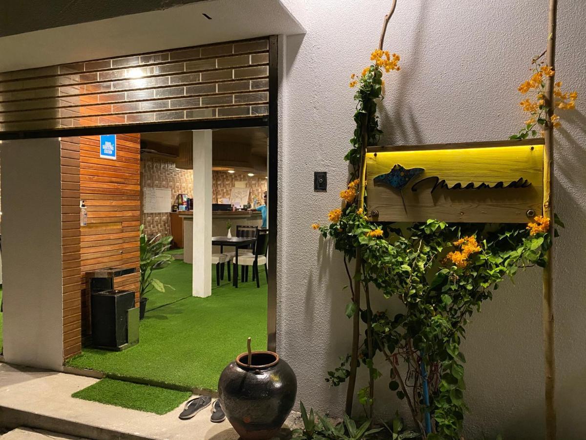 Maamadi Boutique Hotell Maafushi Exteriör bild