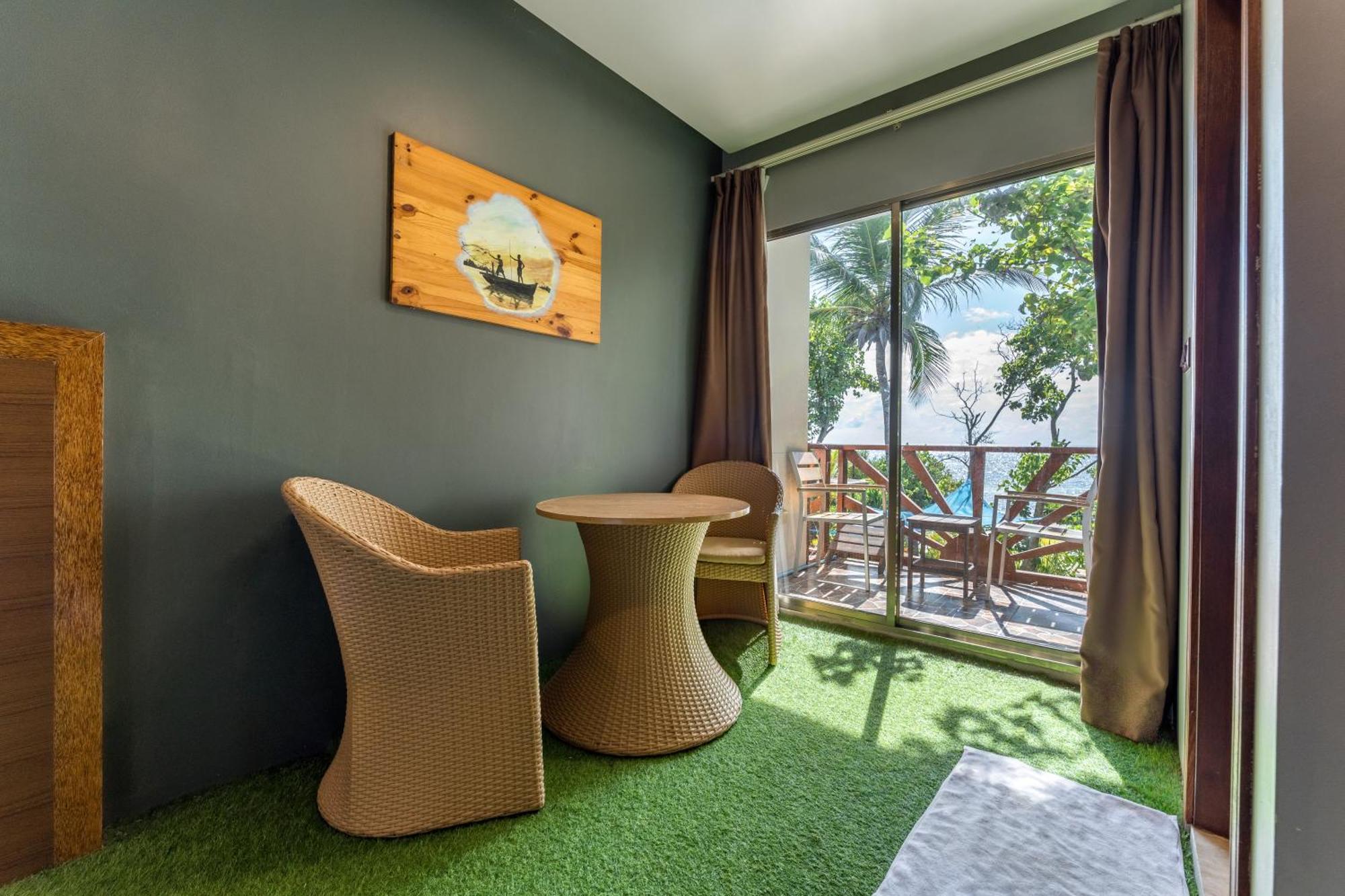 Maamadi Boutique Hotell Maafushi Exteriör bild