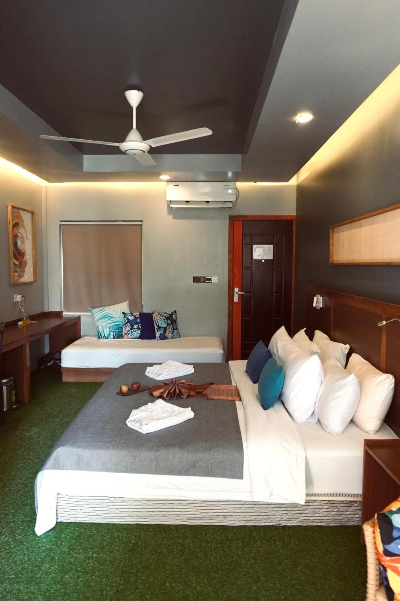 Maamadi Boutique Hotell Maafushi Exteriör bild