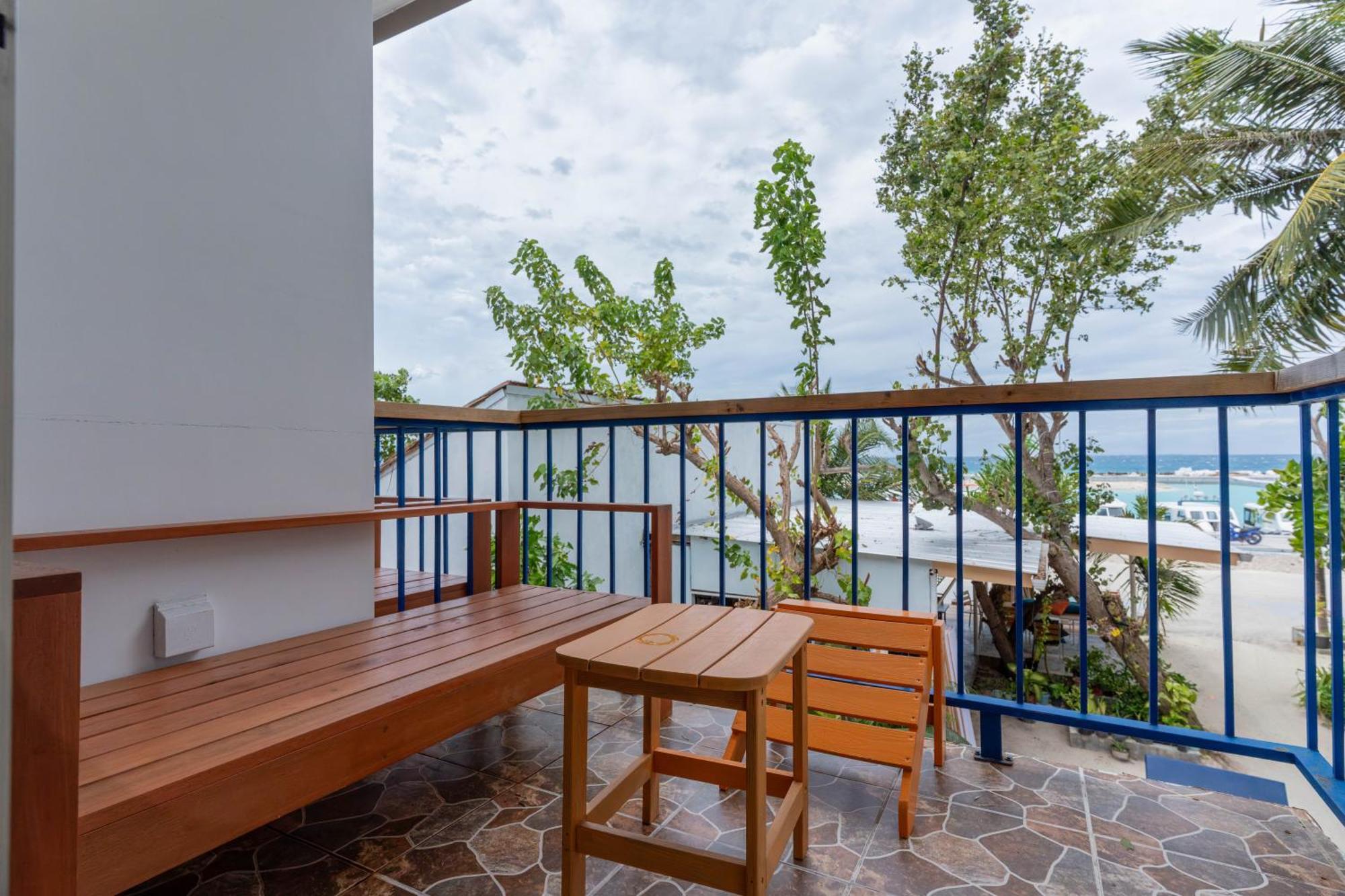 Maamadi Boutique Hotell Maafushi Exteriör bild