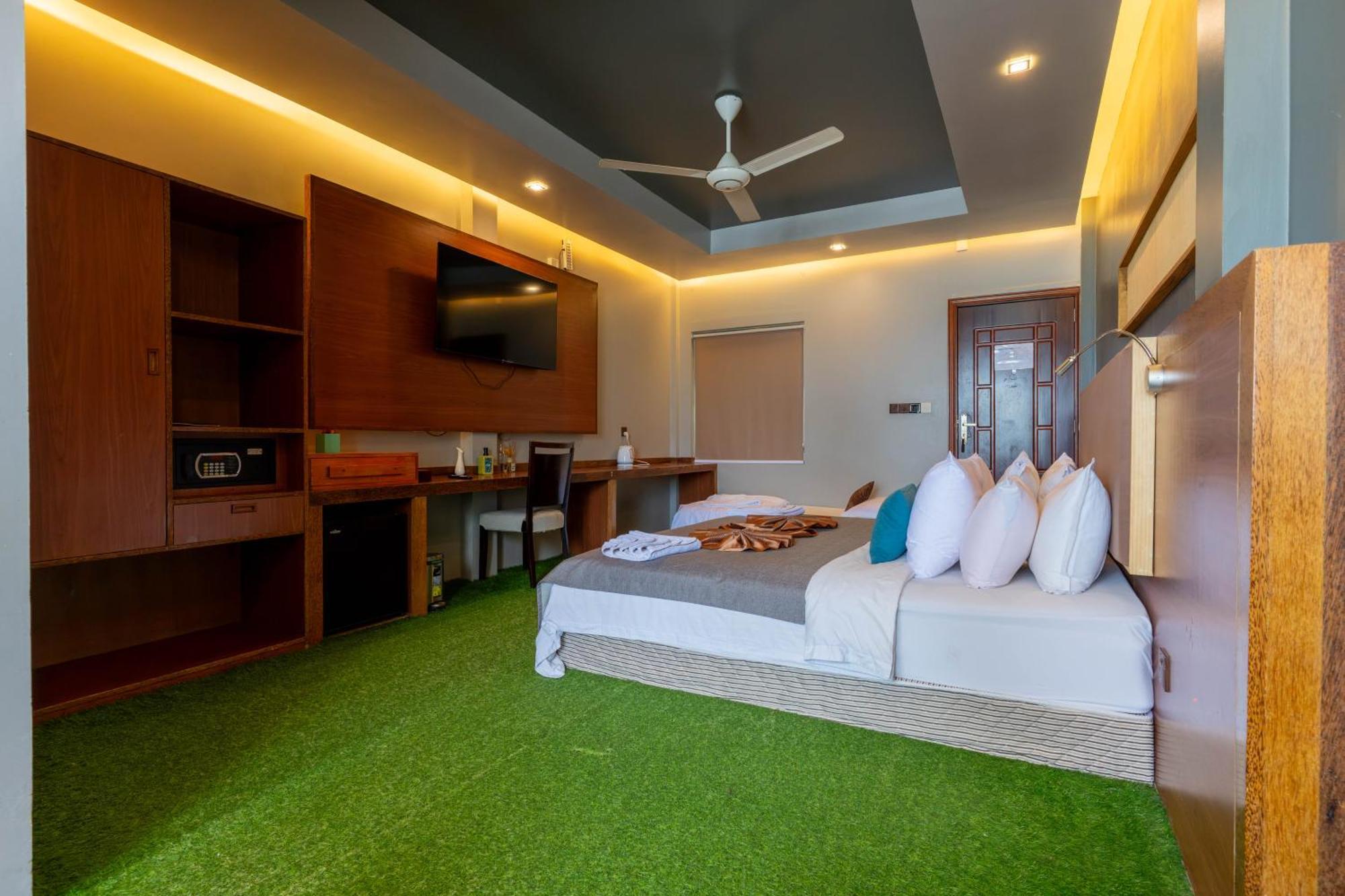 Maamadi Boutique Hotell Maafushi Exteriör bild