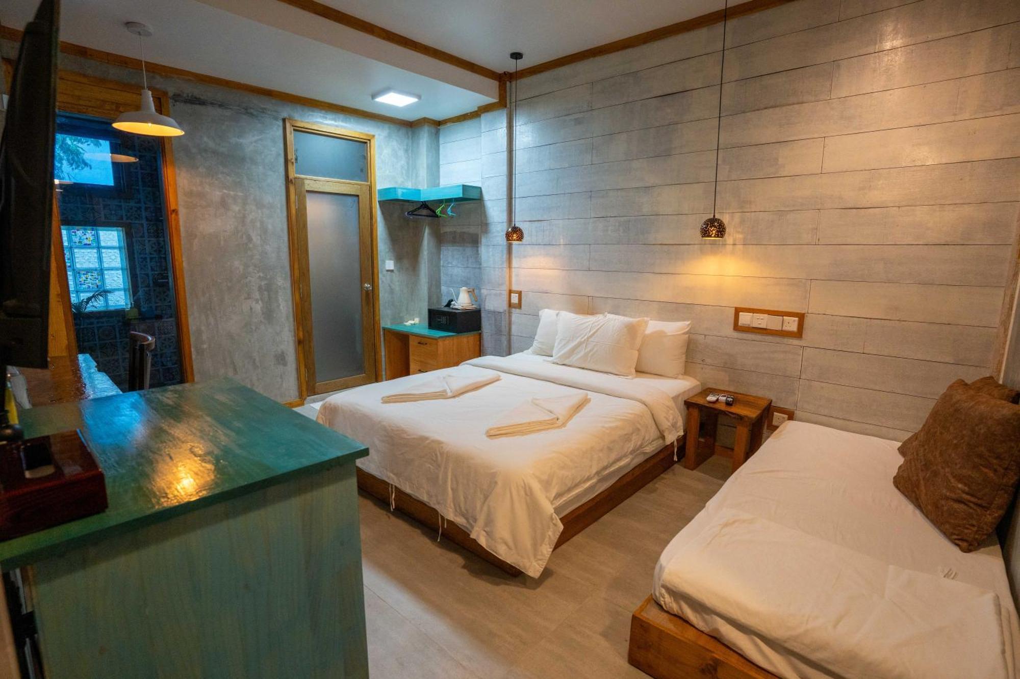 Maamadi Boutique Hotell Maafushi Exteriör bild